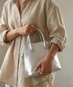 FOLNA RD ホイルレザーブガッティボストンバッグ