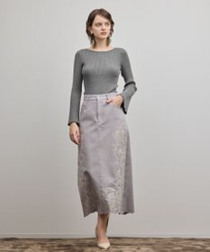 GRACE CONTINENTAL エンブロイダリータイトスカート