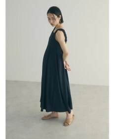 Green Parks armonia.ギャザーストラップワンピース