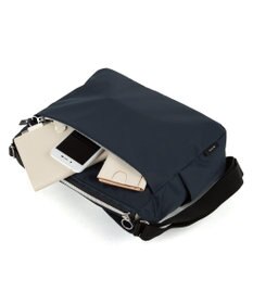 ACE BAGS & LUGGAGE ACE アリッサム ショルダーバッグ 17691