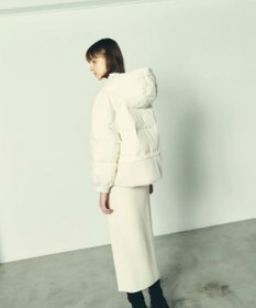 GRACE CONTINENTAL ヘムファーショートダウンジャケット