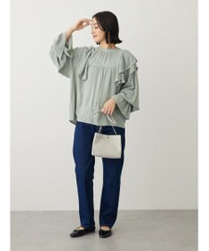 Green Parks ・Ｐｅｔｉｔ　Ｆｌｅｕｒ　ラッフルショルダーブラウス