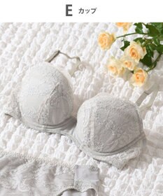 Wing 【マッチミーブラ】　ブラがわたしに合わせてくれる　バストの左右差や個々のバストの状態に対応　ウイング／ワコール　KB2003