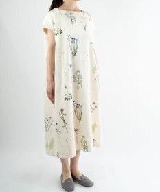 muuc ボタニカル刺繍のワンピースドレス