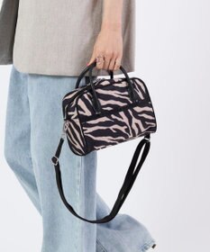 LeSportsac SQUARE TH CROSSBODY/アップタウンラフィアゼブラ/ブラック