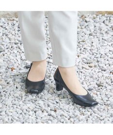 Riz raffinee <Riz raffinee>スクエアトゥプレーンパンプス