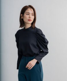 ANY タックボリュームブラウス