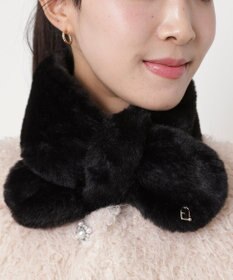 MOONBAT FURLA（フルラ）プチリボンマフラー  アーチロゴ フェイクファー