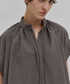 BEIGE， 【洗える/接触冷感/速乾/UVケア対応】BATEAU / スタンドカラードレス