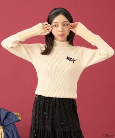 earth music&ecology Ｄｉｓｎｅｙ／フィガロ刺繍袖フェザーニット