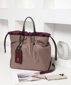 style code 【PADMA/パドマ】カードケース付　ナイロン巾着トートバッグ