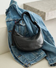 ブランド人気No.1ショルダー＞ソフトレザーラウンドショルダーバッグ