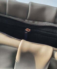 Tiaclasse 【安田美沙子さん着用・2WAY】ギャザーワンハンドルバッグ