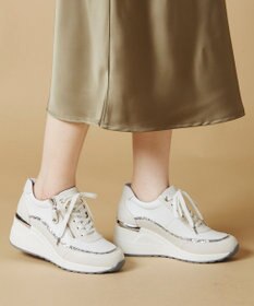 Dominic3 ヒールアップ グリッタートリム サイドジップスニーカー