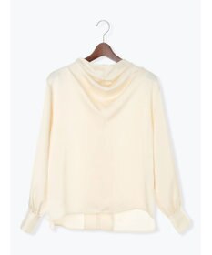 Te chichi ドレープネックブラウス《2025Autumn catalog vol.2 item》