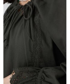 earth music&ecology ギャザーショートブラウス