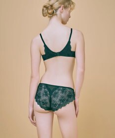 une nana cool バックスタイルまでかわいい Steppe Flower ワイヤーブラ