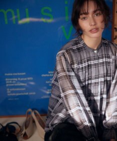 組曲 L エアリーボイルシアー ブラウス