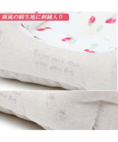 PET PARADISE ペットパラダイス 苺柄 接触冷感 クールカドラーベッド（57×45cm）