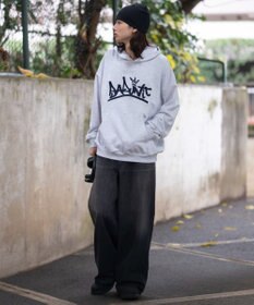 WEGO 【ユニセックス着用ITEM/SMLサイズ展開】グラフィックロゴプルパーカー