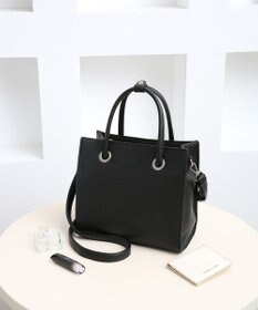 style code  【MERCURYDUO/マーキュリーデュオ】メタルアイレット　両アオリポケット　スクエアハンドバッグ