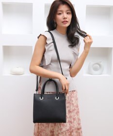 style code  【MERCURYDUO/マーキュリーデュオ】メタルアイレット　両アオリポケット　スクエアハンドバッグ