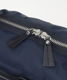 Y'SACCS 【Y'SACCS Gene Line】ヴァール ショルダーバッグ