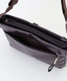 LA BAGAGERIE コーティングキャンバス ショルダーバッグ