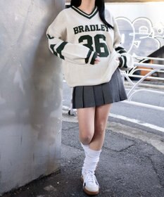 WEGO ナンバリングジャガードVネックニット