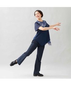 Chacott デニム調ブーツカットパンツ