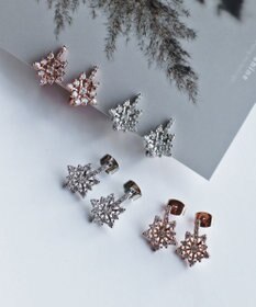 Tiaclasse 【安田美沙子さん着用・金属アレルギー対応】スノーフレークピアス／イヤリング