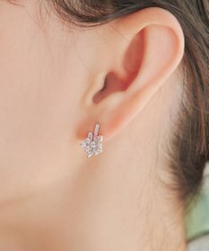 Tiaclasse 【安田美沙子さん着用・金属アレルギー対応】スノーフレークピアス／イヤリング