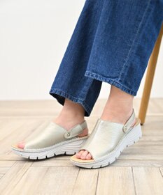 Pointer 本革 超軽量厚底サボサンダル