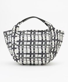 Y'SACCS 総柄プリントトートバッグ