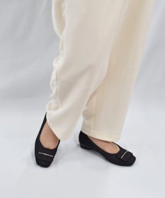 Bridget Birkin 【Bridget Birkin walk】バックルモチーフウォーキングパンプス