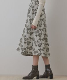 GRACE CONTINENTAL ラメフラワージャガードフレアスカート