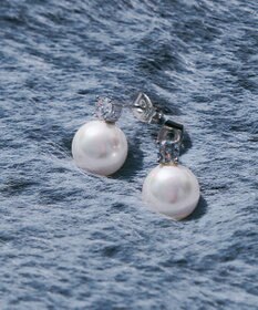 Tiaclasse 【選べる2TYPEデザイン】【金属アレルギー対応】 【養殖パール】  ワンポイントパールピアス＆イヤリング