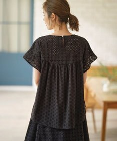 組曲 【洗える】エンブロイダリーレース チュニックブラウス