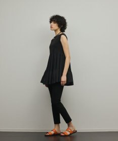 GRACE CONTINENTAL ポンチスリムパンツ