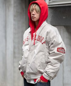 WEGO 【ユニセックス着用ITEM】グラフィックパファースタジャン