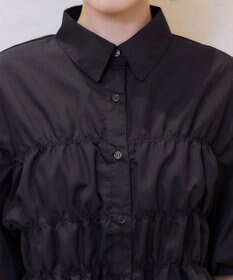 Tiaclasse シャーリングパフスリーブブラウス