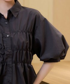 Tiaclasse シャーリングパフスリーブブラウス