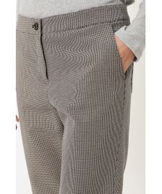 DAKS 裏起毛テーパードパンツ