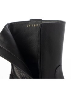 ing <ing>カジュアルハーフブーツ