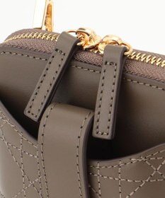 LA BAGAGERIE レザーステッチ　マルチポシェット