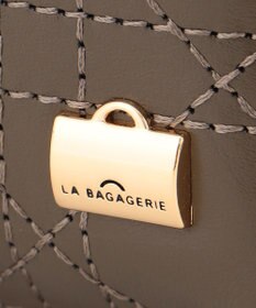 LA BAGAGERIE レザーステッチ　マルチポシェット