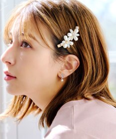 Tiaclasse パールフラワーヘアクリップ