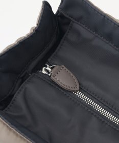 Y'SACCS 【ムック本掲載】ツイルナイロン　スクエアトート　Mサイズ