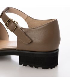 ing <ing>スクエアトゥグルカサンダル