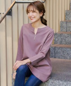 Tiaclasse 【ダブルストレッチ・洗える】スキッパーパールチュニックブラウス